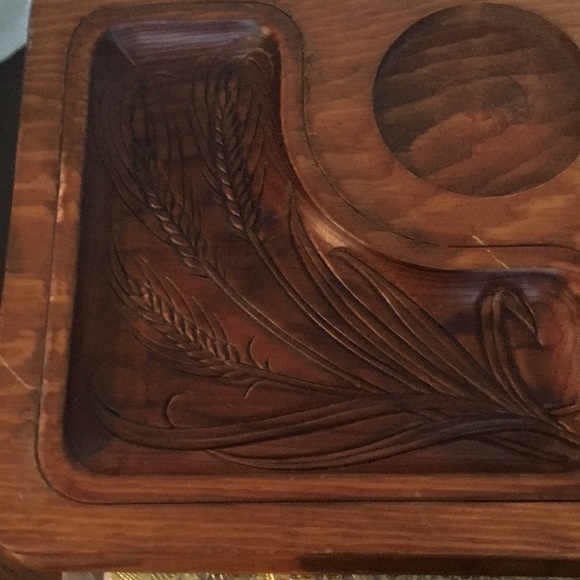 Wooden snack trays, set of two - Picture 2 of 4
